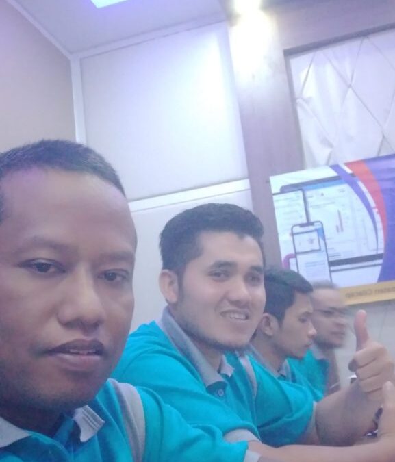 Mengoptimalkan Pelayanan Publik melalui Bimbingan Teknis Sistem Informasi Desa di Desa Sadahayu, Kecamatan Majenang, Kabupaten Cilacap